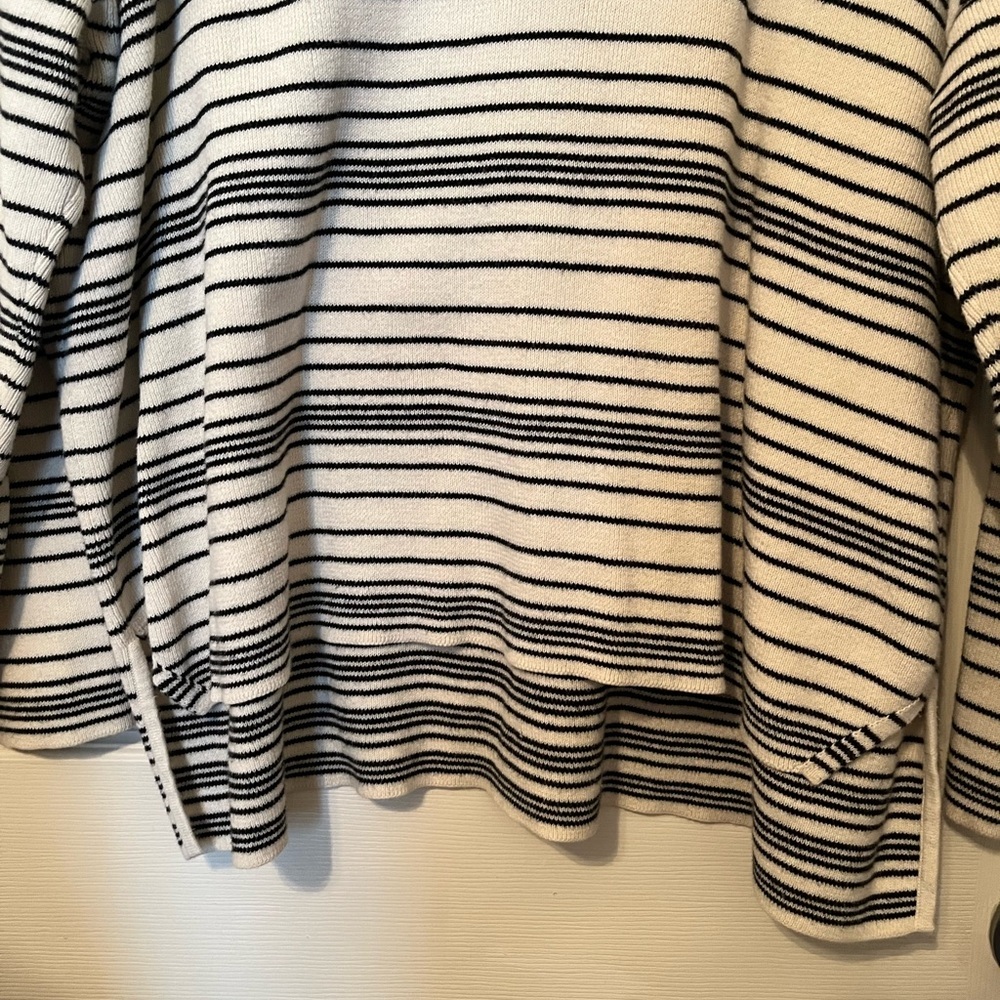 Eileen Fisher Long-Sleeve Striped Organic Cotton Large Sweater - Picture 3 of 7